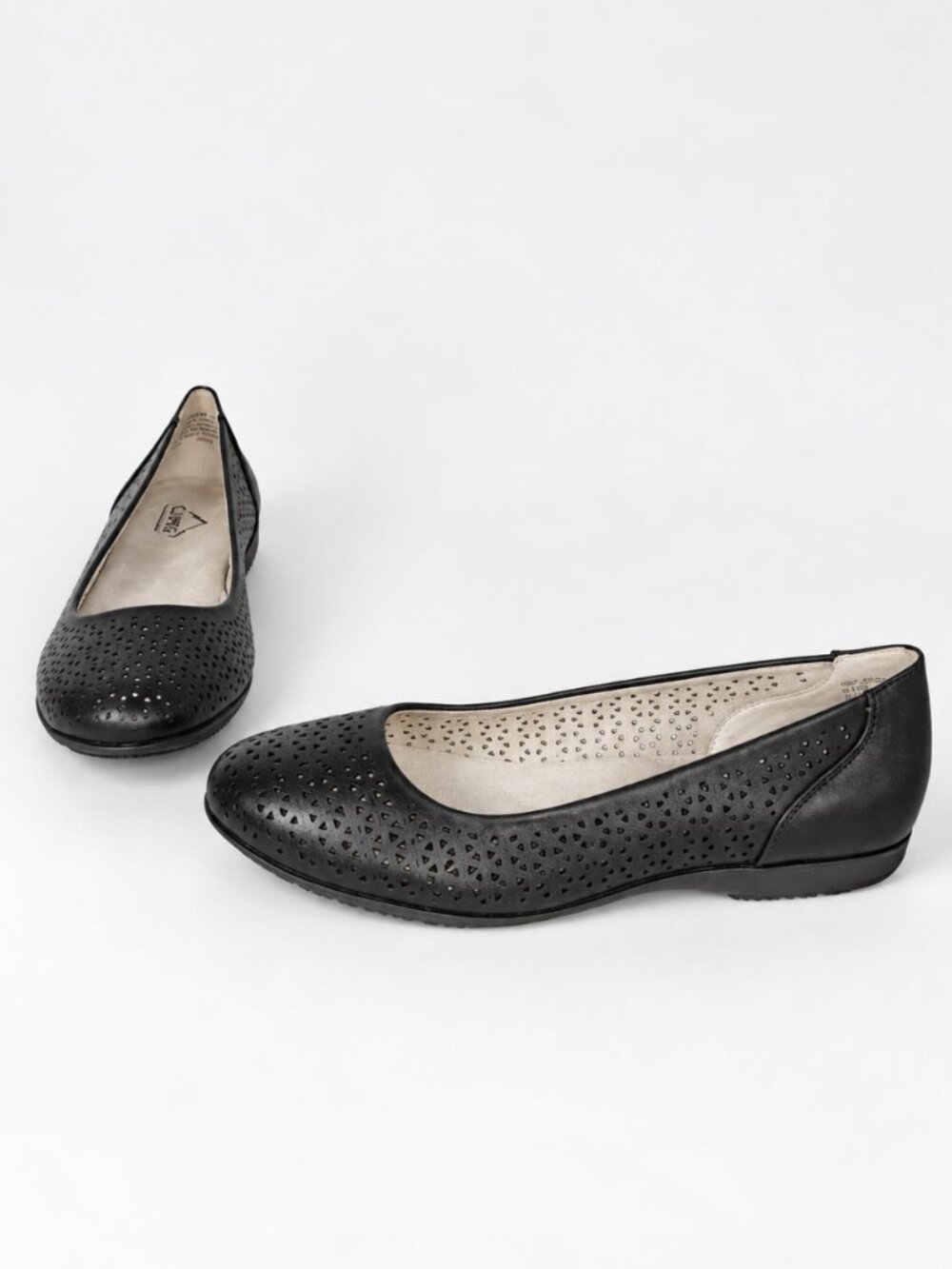 Cliffs Cindy Ballet Comfort Flats Black Perforated Padded Insole Preppy Size 6.5